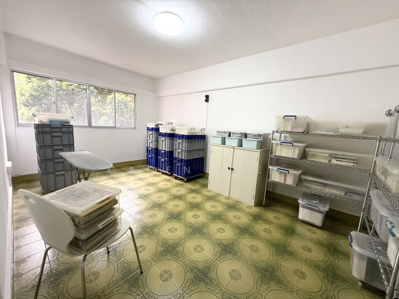 305 Ang Mo Kio Avenue 1 HDB Flat For Sale at S$ 750,000 | PropertyGuru Singapore - Common Bedroom