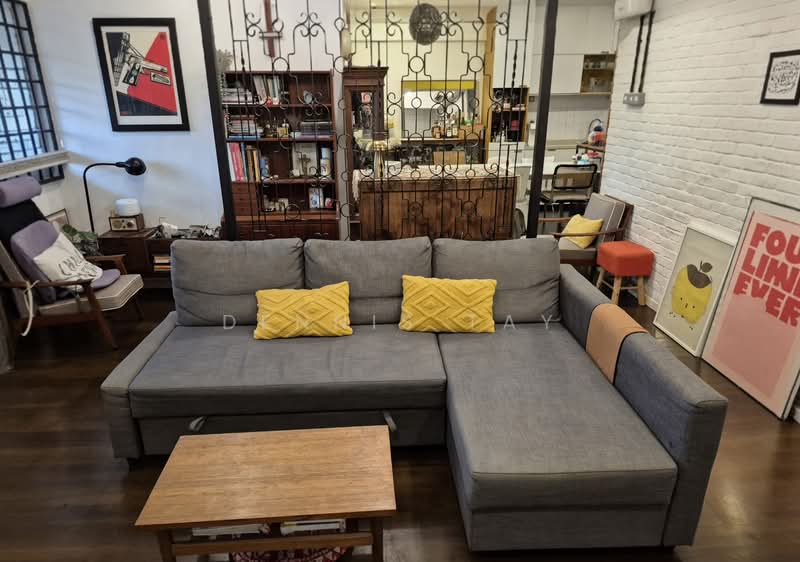 236 Bishan Street 22 HDB Flat For Sale at S$ 838,000 | PropertyGuru Singapore - Living Room