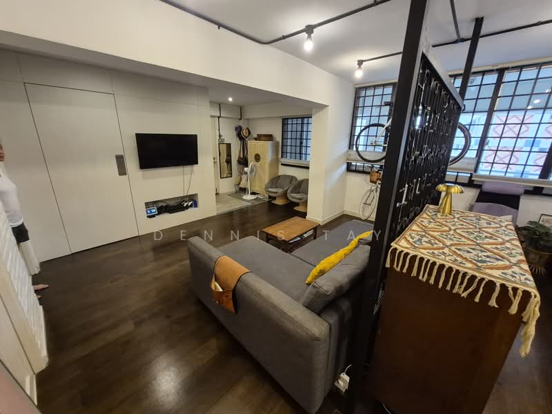236 Bishan Street 22 HDB Flat For Sale at S$ 838,000 | PropertyGuru Singapore - Living Room