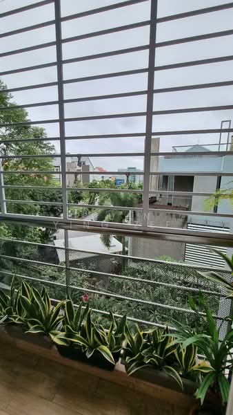 The Grandiflora Condominium For Sale at S$ 1,718,888 | PropertyGuru Singapore - Balcony