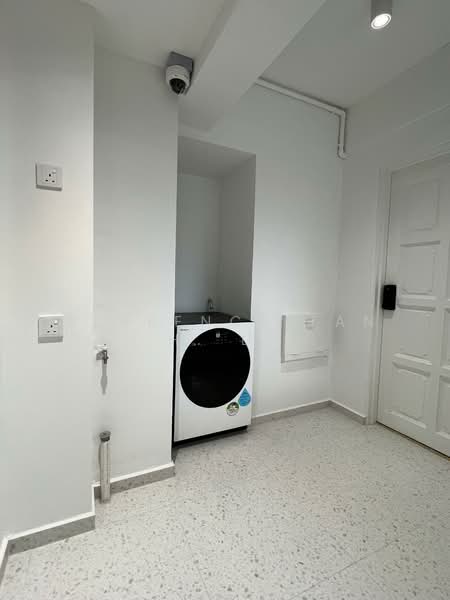 Lucky Plaza, 304 Orchard Road, Room Rental, 160 sqft, Apartment For Rent, by Clarence Tan H. L., 500071594 - Interior - PropertyGuru.com.sg