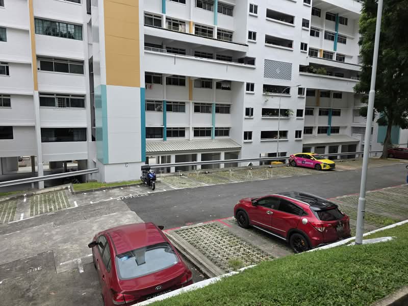 Blk 131 Marsiling Rise, Marsiling Rise, 1,200 sqft, Shop / Shophouse For Sale, by Betty Tan, 500071613 - Exterior - CommercialGuru.com.sg