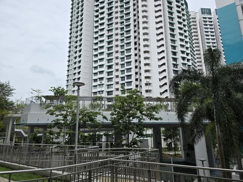 Blk 131 Marsiling Rise, Marsiling Rise, 1,200 sqft, Shop / Shophouse For Sale, by Betty Tan, 500071613 - Exterior - CommercialGuru.com.sg