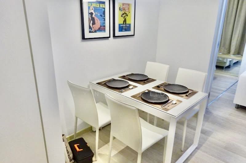 Skyline Residences Condominium For Sale at S$ 1,200,000 | PropertyGuru Singapore - Dining Room
