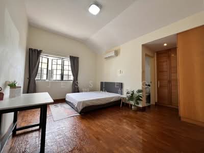 For Rent - Yunnan Gardens