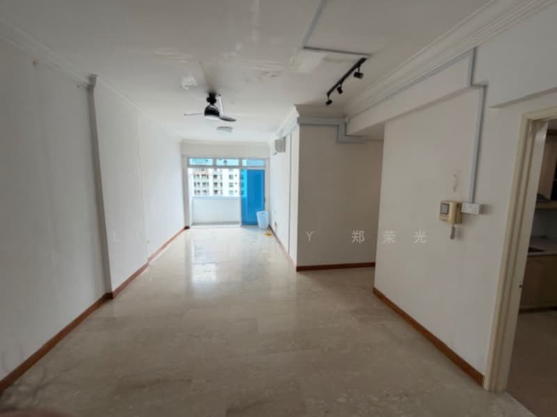 La Crystal, 160 Killiney Road, 3 Bedrooms, 1,076 sqft, Condominium For Sale, by Linus Tay 郑荣光, 500071665 - Living Room - PropertyGuru.com.sg