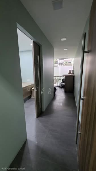 Botanic Gardens View, Taman Serasi, 1,679 sqft, Medical For Sale, by Gerald Ho, 500071673 - Corridor - CommercialGuru.com.sg