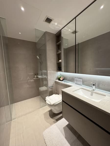 Lentor Gardens Residences, 68 Lentor Gardens, 3 Bedrooms, 872 sqft, Condominium For Sale, by Jay Choong 钟志杰, 500071715 - Bathroom - PropertyGuru.com.sg