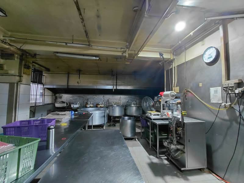 Food XChange @ Admiralty, 8A Admiralty Street, 2,799 sqft, Light Industrial (B1) For Sale, by DANNY CHAN, 500071737 - Kitchen - CommercialGuru.com.sg
