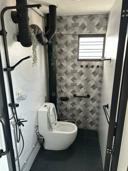774 Yishun Avenue 3, 774 Yishun Avenue 3, 2 Bedrooms, 688 sqft, HDB Flat For Rent, by Alson Ong, 500071755 - Bathroom - PropertyGuru.com.sg