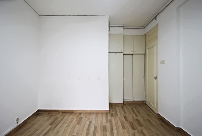 Loyang Valley, 204 Loyang Avenue, 2 Bedrooms, 1,012 sqft, Condominium For Rent, by Evyn Xu, 500071766 - Bedroom 2 - PropertyGuru.com.sg