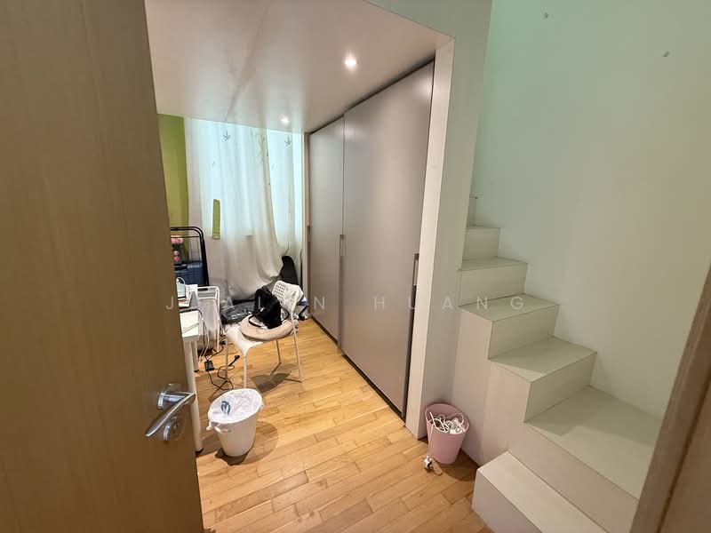 Waterfront @ Faber Apartment For Sale at S$ 1,800,000 | PropertyGuru Singapore - Interior