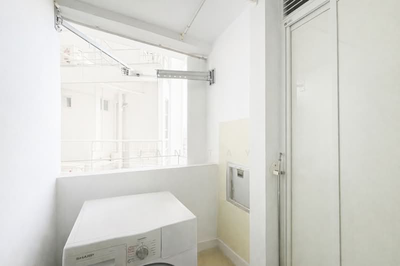 Riversound Residence Condominium For Sale at S$ 1,800,000 | PropertyGuru Singapore - Yard