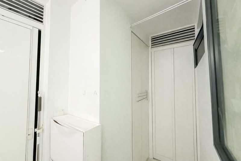 Riversound Residence Condominium For Sale at S$ 1,800,000 | PropertyGuru Singapore - Yard