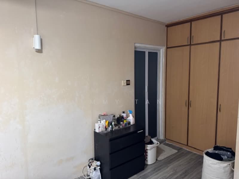 295B Compassvale Crescent HDB Flat For Sale at S$ 625,000 | PropertyGuru Singapore - Bedroom