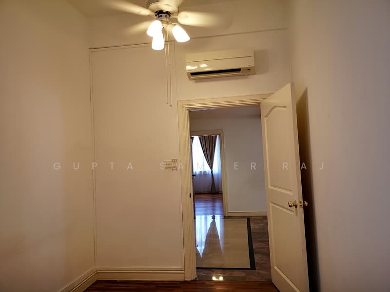 Leonie Condotel, 2 Leonie Hill Road, 4 Bedrooms, 2,568 sqft, Condominium For Rent, by Gupta Sameer Raj, 500071819 - Interior - PropertyGuru.com.sg