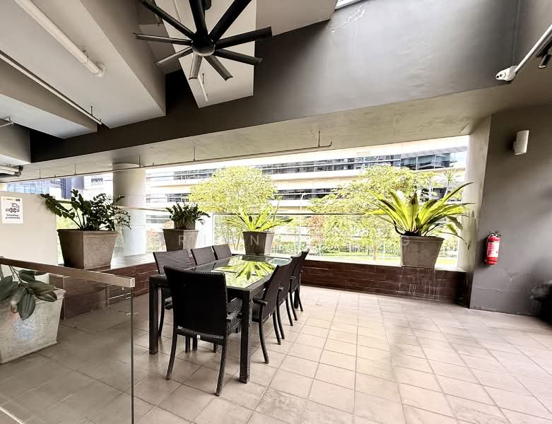 Zedge, 2 Akyab Road, 1 Bedroom, 484 sqft, Condominium For Rent, by Adrian Leong, 500071825 - Balcony - PropertyGuru.com.sg