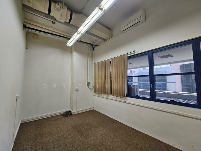 Ubi Techpark, 10 Ubi Crescent, 1,959 sqft, Light Industrial (B1) For Sale, by Christina Chi, 500071828 - Interior - CommercialGuru.com.sg