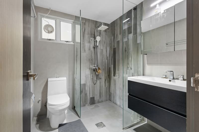 Parc Vista, 462 Corporation Road, 3 Bedrooms, 1,270 sqft, Condominium For Rent, by Daniel Gan, 500071833 - Bathroom - PropertyGuru.com.sg