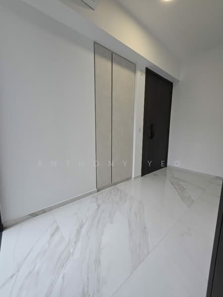 Jervois Mansion, 4 Jervois Close, 1 Bedroom, 646 sqft, Condominium For Rent, by Anthony Yeo, 500071838 - Passage way - PropertyGuru.com.sg