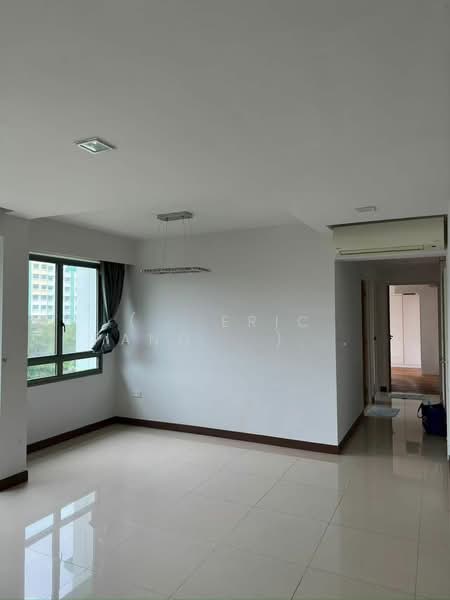 677D Punggol Drive HDB Flat For Sale at S$ 860,000 | PropertyGuru Singapore - Living Room