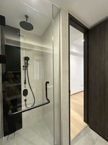 Jervois Mansion, 8 Jervois Close, 2 Bedrooms, 678 sqft, Condominium For Rent, by Joel Tan, 500071862 - Bathroom - PropertyGuru.com.sg