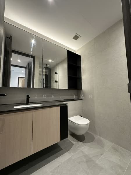 Jervois Mansion, 8 Jervois Close, 2 Bedrooms, 678 sqft, Condominium For Rent, by Joel Tan, 500071862 - Bathroom - PropertyGuru.com.sg