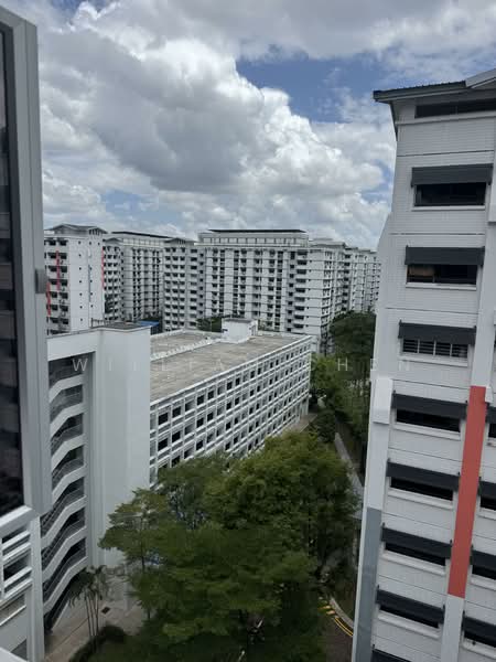 751 Woodlands Circle HDB Flat For Sale at S$ 680,000 | PropertyGuru Singapore - Exterior