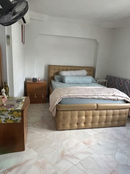 751 Woodlands Circle HDB Flat For Sale at S$ 680,000 | PropertyGuru Singapore - Bedroom