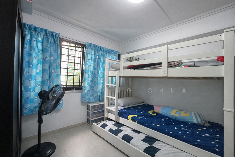 8 Marsiling Drive HDB Flat For Sale at S$ 420,000 | PropertyGuru Singapore - Bedroom