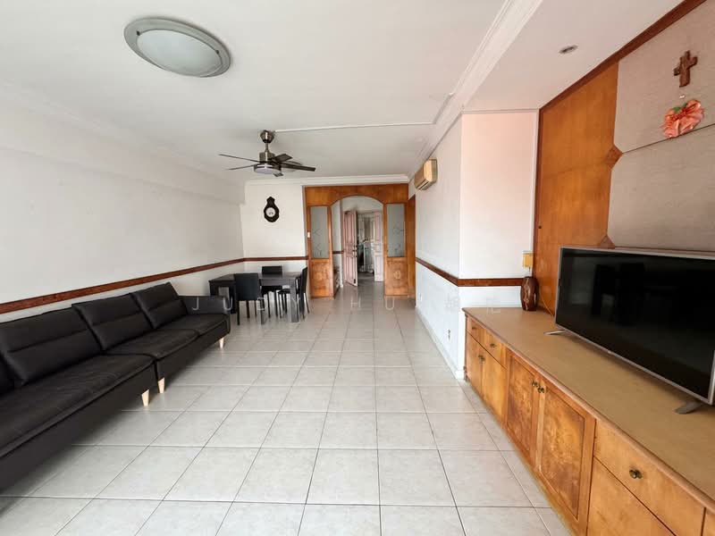 292 Bishan Street 22, 292 Bishan Street 22, 3 Bedrooms, 1,324 sqft, HDB Flat For Rent, by Judy Hu 胡艳, 500071877 - Living Room - PropertyGuru.com.sg