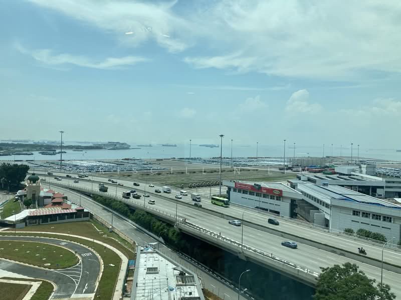 76 Shenton Apartment For Sale at S$ 1,250,000 | PropertyGuru Singapore - Exterior