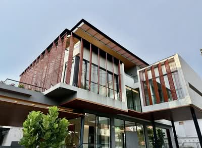 For Sale - ⭐️⭐️LANDED7772 @ D15 BRAND NEW DETACHED WITH BASEMENT