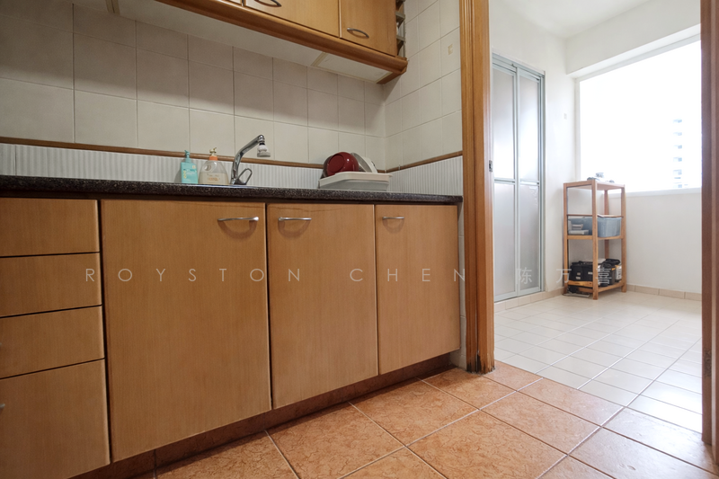 Guilin View Condominium For Sale at S$ 1,837,000 | PropertyGuru Singapore - Kitchen