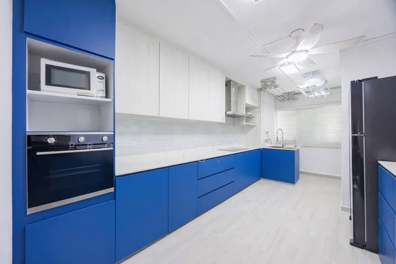 260 Tampines Street 21 HDB Flat For Sale at S$ 770,000 | PropertyGuru Singapore - Kitchen