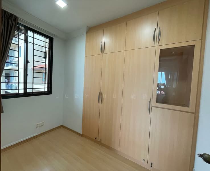 Tropical Spring Condominium For Sale at S$ 1,450,000 | PropertyGuru Singapore - Bedroom