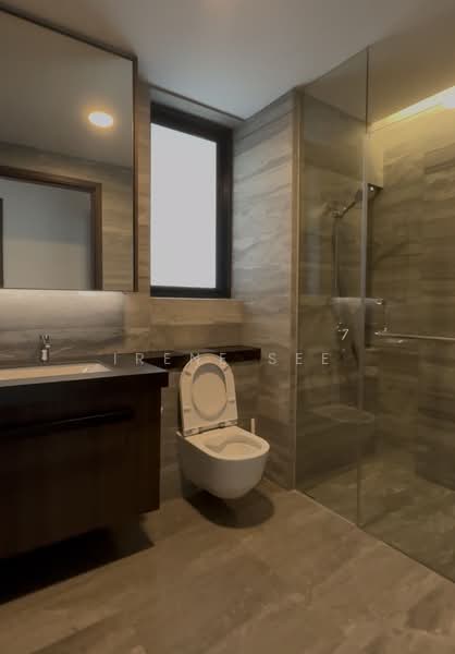 One Pearl Bank Condominium For Sale at S$ 2,100,000 | PropertyGuru Singapore - Bathroom