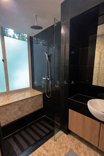 East Mews, 853 Mountbatten Road, 3 Bedrooms, 1,076 sqft, Condominium For Rent, by Vanessa Sim, 500071924 - Bathroom - PropertyGuru.com.sg