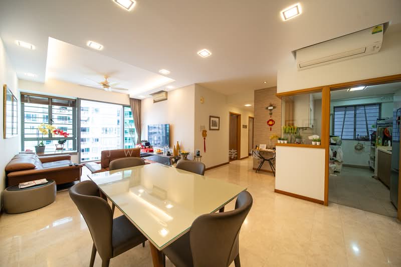 The Quintet Condominium For Sale at S$ 1,500,000 | PropertyGuru Singapore - Living Room