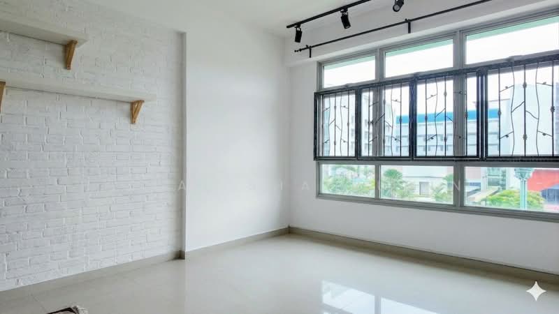 For Sale - 890A Tampines Avenue 1