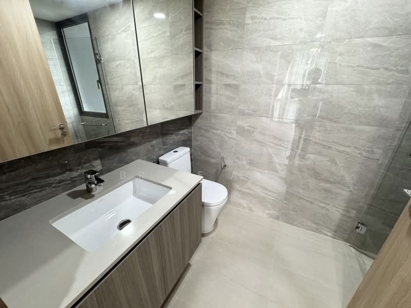 The Botany at Dairy Farm, 3 Dairy Farm Walk, 4 Bedrooms, 1,292 sqft, Condominium For Rent, by Bruce Ang, 500071943 - Bathroom - PropertyGuru.com.sg