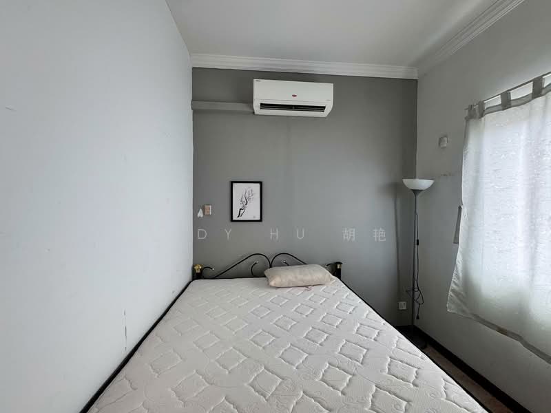 Balmy Court, 6 Lorong 27A Geylang, 4 Bedrooms, 1,066 sqft, Condominium For Rent, by Judy Hu 胡艳, 500071946 - Bedroom - PropertyGuru.com.sg