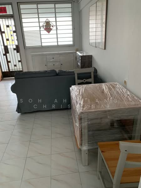 673 Hougang Avenue 8, 673 Hougang Avenue 8, 2 Bedrooms, 688 sqft, HDB Flat For Rent, by Soh Ah Hiang Christina, 500071965 - Living Room - PropertyGuru.com.sg