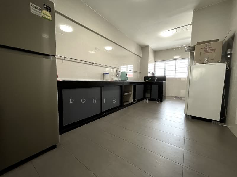 139 Tampines Street 11, 139 Tampines Street 11, 2 Bedrooms, 818 sqft, HDB Flat For Rent, by Doris Ong, 500071982 - Kitchen - PropertyGuru.com.sg