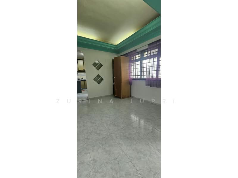 273 Pasir Ris Street 21 HDB Flat For Sale at S$ 700,000 | PropertyGuru Singapore - Living room