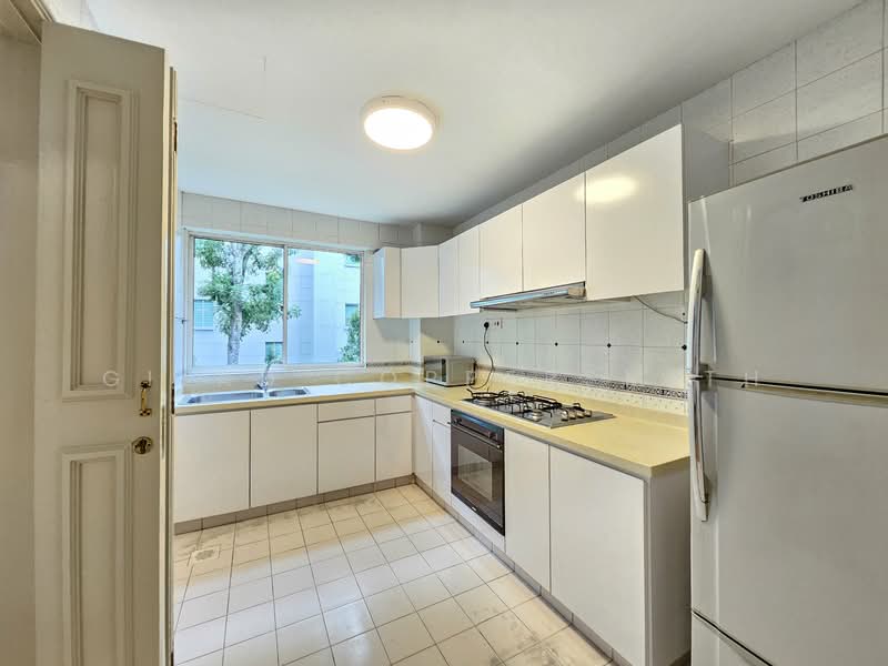 Royal Palm Mansions, 330 Pasir Panjang Road, 4 Bedrooms, 1,227 sqft, Condominium For Rent, by Gilad Coppersmith, 500072009 - Kitchen - PropertyGuru.com.sg