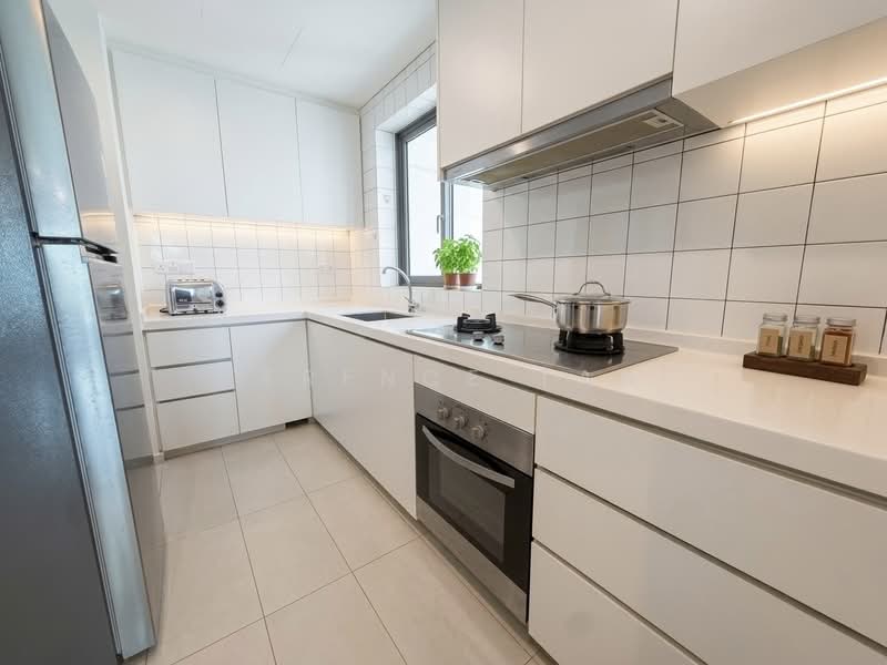 The Topiary Executive Condominium For Sale at S$ 1,320,000 | PropertyGuru Singapore - Kitchen