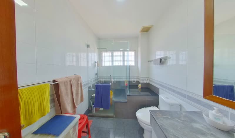 Gerald Park Semi-Detached House For Sale at S$ 6,288,000 | PropertyGuru Singapore - Bathroom