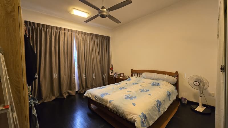 Lakepoint Condo Condominium For Sale at S$ 2,720,000 | PropertyGuru Singapore - Bedroom