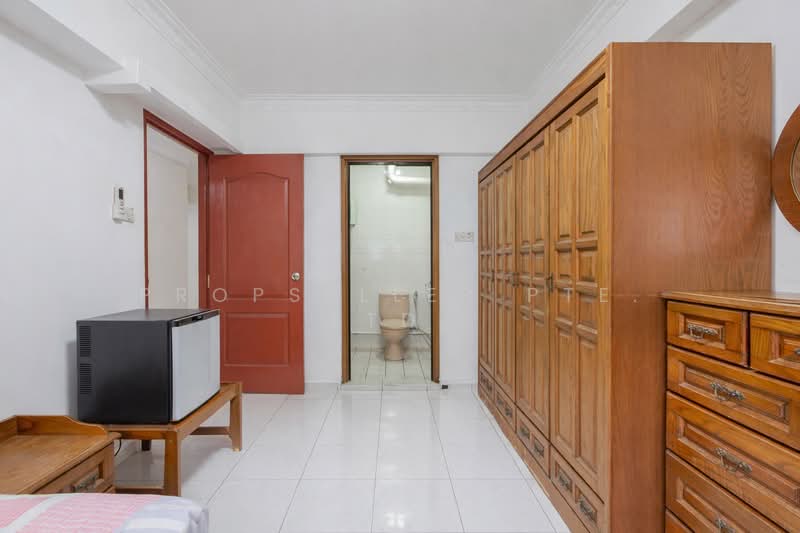 689 Jurong West Central 1 HDB Flat For Sale at S$ 608,000 | PropertyGuru Singapore - Interior